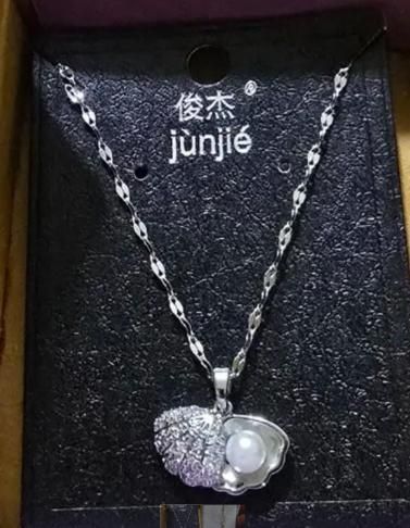 Oyster Pearl Shell Pendant Silver Plated Necklace for Women's