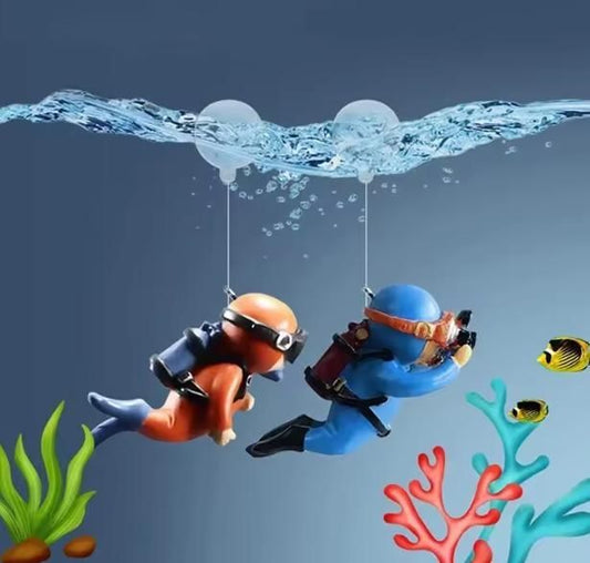 "Cute Diving Fish Tank Decorative Ornaments  (Assorted Pack of 2)"